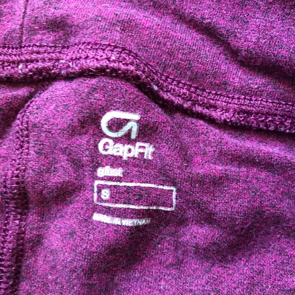 Gap yoga pants - Picture 2 of 4